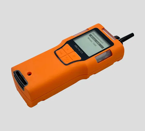 Máy đo khí VOC SENKO V-PRO cầm tay chống cháy nổ IP67 dùng trong công nghiệp hóa chất và dầu khí